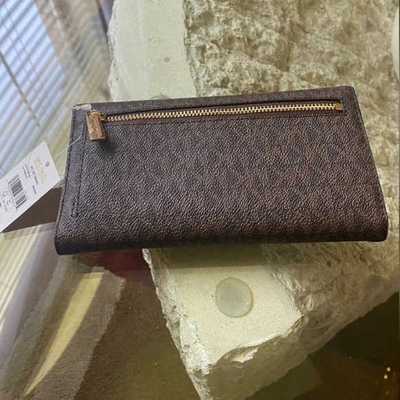 ✨🆕 Micheal Kors Brand New Jet Set Large Wallet✨ - Picture 3 of 8